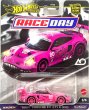 画像1:  ホットウィール RACE DAY  ”ROXY” PORSCHE 911 GT3 R   (992)   ピンクチェイスカー    (1)